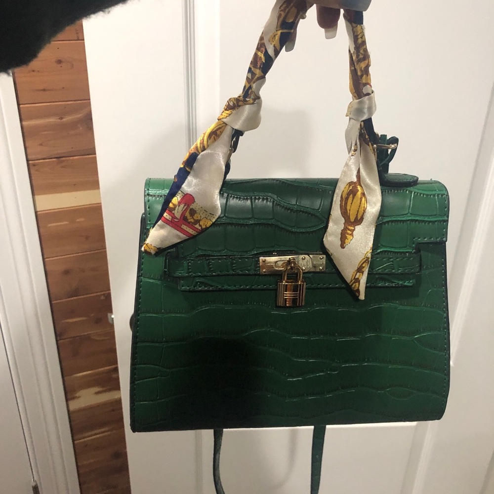 Green Purse